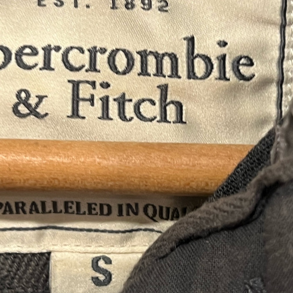 Abercrombie & Fitch long sleeve polo - Picture 4 of 13